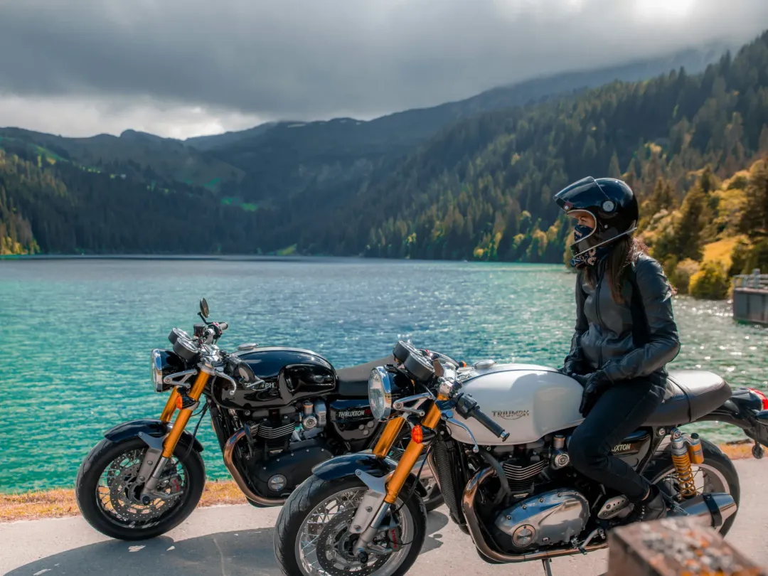 Motorradreisen mit erfahrenen Guides Motorradreisen mit Guides